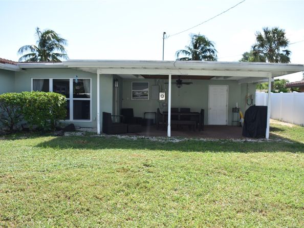 1991 NE 34th St, Lighthouse Point FL 33064