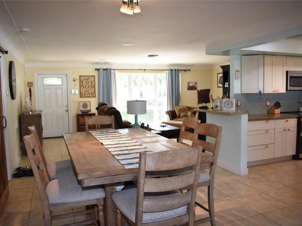 1991 NE 34th St, Lighthouse Point FL 33064