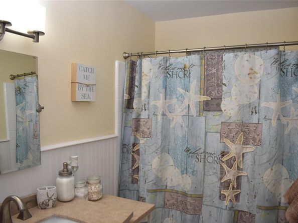 1991 NE 34th St, Lighthouse Point FL 33064