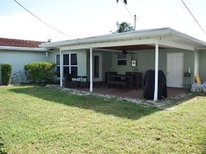 1991 NE 34th St, Lighthouse Point FL 33064