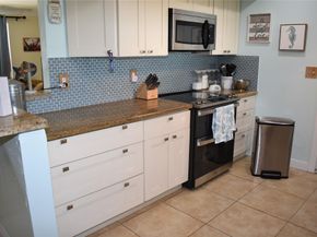 1991 NE 34th St, Lighthouse Point FL 33064