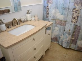 1991 NE 34th St, Lighthouse Point FL 33064