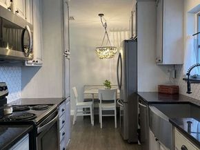 817 Buttonwood Rd, North Palm Beach FL 33408