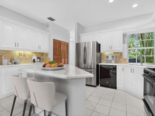 76 Via Del Corso, Palm Beach Gardens FL 33418