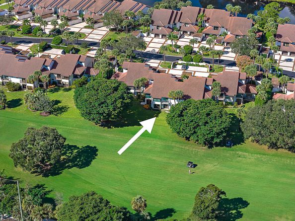 16648 Traders Crossing N 106, Jupiter FL 33477