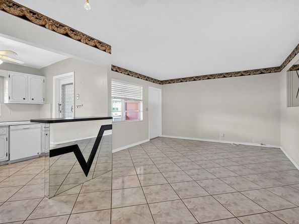 5300 Washington Street J116, Hollywood FL 33021