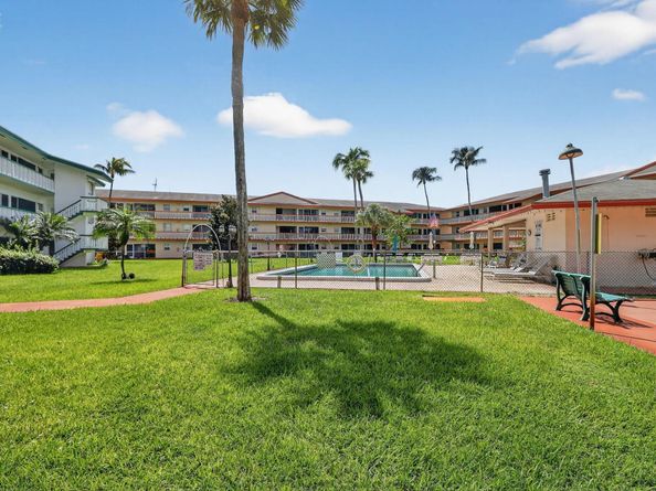 5300 Washington Street J116, Hollywood FL 33021