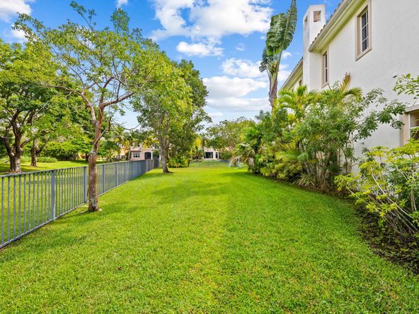 7888 NW 112th Way, Parkland FL 33076