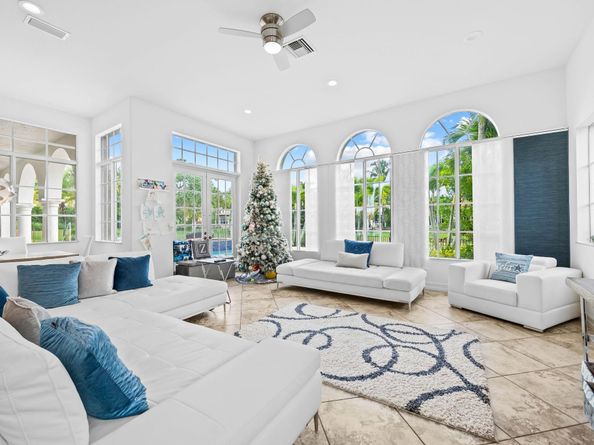 7888 NW 112th Way, Parkland FL 33076