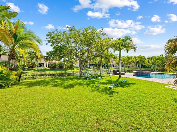 7888 NW 112th Way, Parkland FL 33076