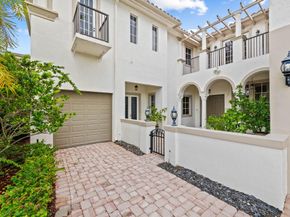 7888 NW 112th Way, Parkland FL 33076