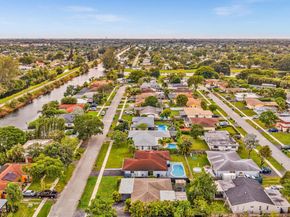 8173 NW 66th Ter, Tamarac FL 33321