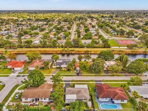 8173 NW 66th Ter, Tamarac FL 33321