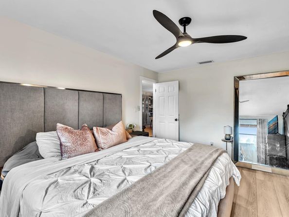 8173 NW 66th Ter, Tamarac FL 33321