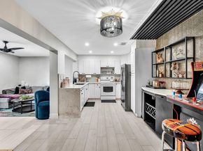 8173 NW 66th Ter, Tamarac FL 33321