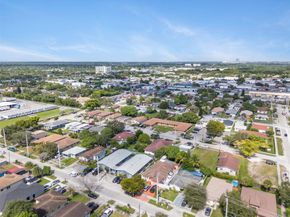 5720 Flagler St, Hollywood FL 33023