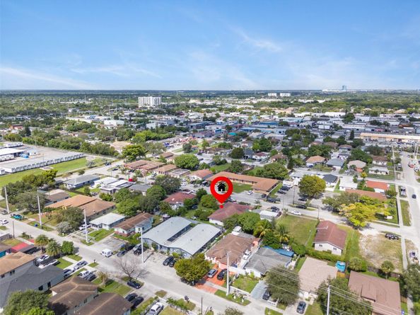 5720 Flagler St, Hollywood FL 33023