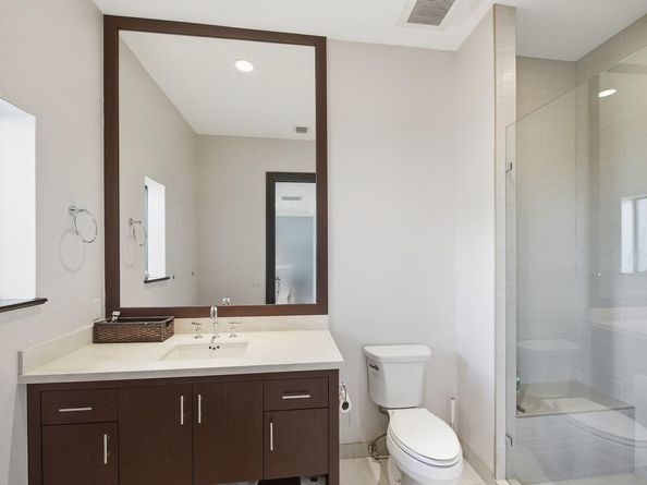 720 Isle Of Palms Dr, Fort Lauderdale FL 33301