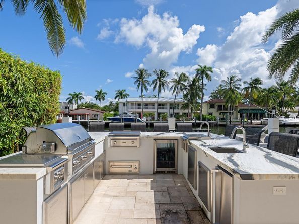 720 Isle Of Palms Dr, Fort Lauderdale FL 33301