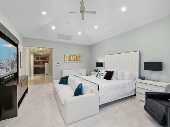 720 Isle Of Palms Dr, Fort Lauderdale FL 33301