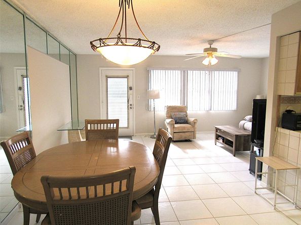 2103 Lucaya Bnd J2, Coconut Creek FL 33066