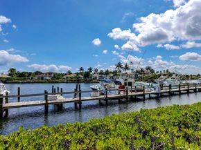 3322 Casseekey Island Road 502, Jupiter FL 33477