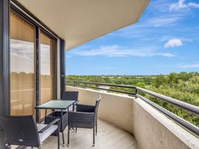 3322 Casseekey Island Road 502, Jupiter FL 33477