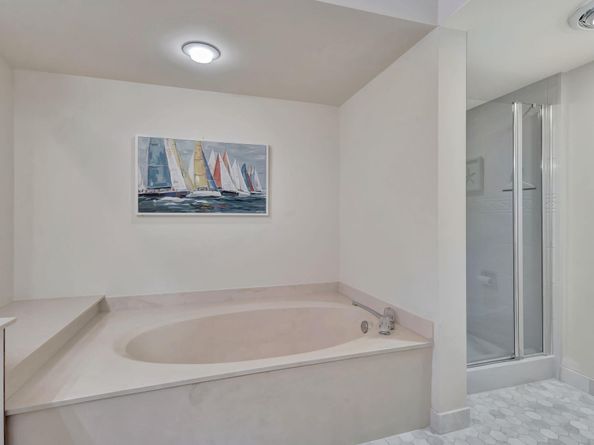 3322 Casseekey Island Road 502, Jupiter FL 33477