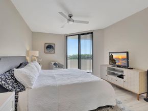 3322 Casseekey Island Road 502, Jupiter FL 33477