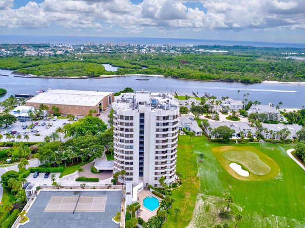 3322 Casseekey Island Road 502, Jupiter FL 33477