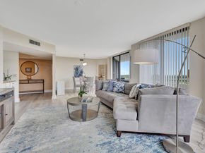 3322 Casseekey Island Road 502, Jupiter FL 33477