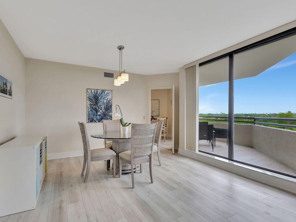 3322 Casseekey Island Road 502, Jupiter FL 33477