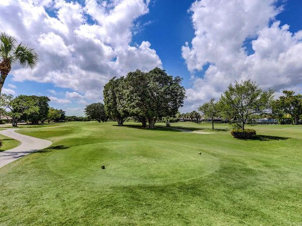 3322 Casseekey Island Road 502, Jupiter FL 33477
