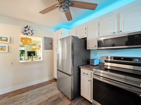 311 S Hollybrook Dr 104, Pembroke Pines FL 33025