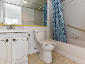 398 Flanders I I, Delray Beach FL 33484