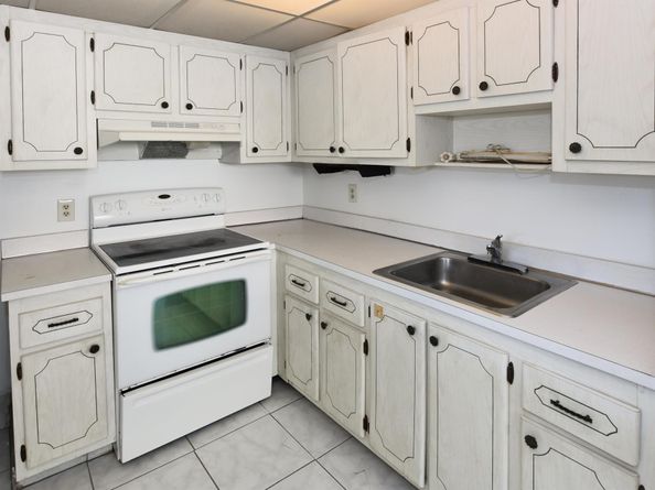 398 Flanders I I, Delray Beach FL 33484