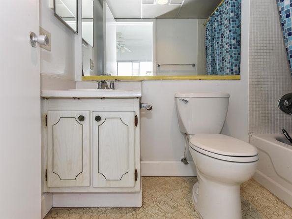 398 Flanders I I, Delray Beach FL 33484