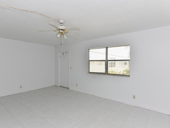 398 Flanders I I, Delray Beach FL 33484