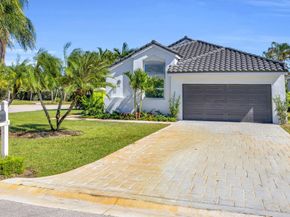 13878 Palm Grove Place, Palm Beach Gardens FL 33418