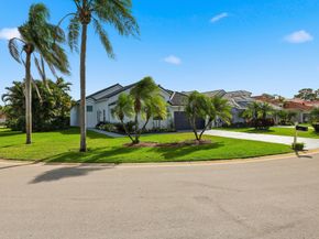 13878 Palm Grove Place, Palm Beach Gardens FL 33418