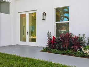 13878 Palm Grove Place, Palm Beach Gardens FL 33418