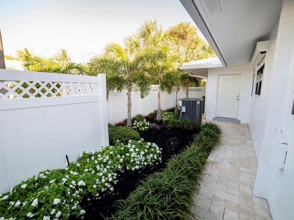 2620 SE 21st St, Fort Lauderdale FL 33316