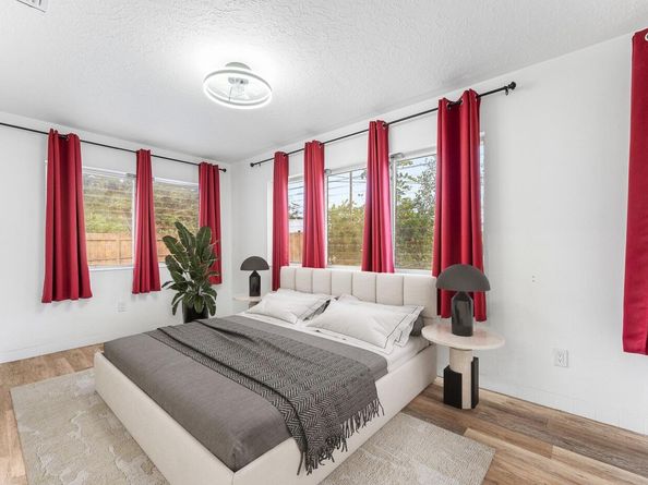 4780 NE 8th Terrace, Oakland Park FL 33334