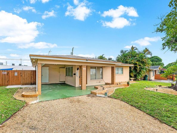 4780 NE 8th Terrace, Oakland Park FL 33334