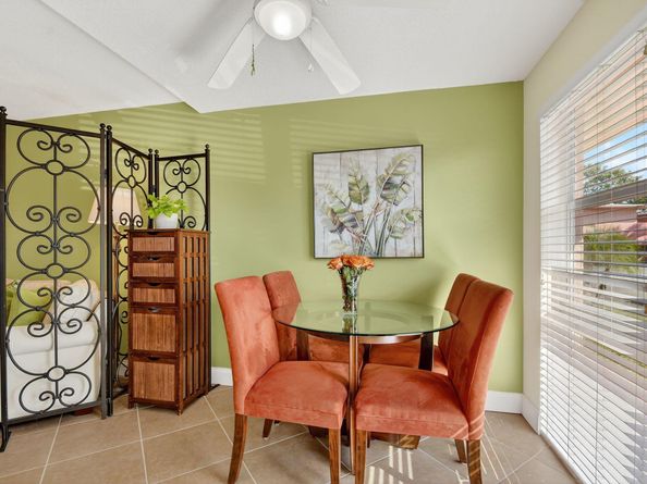 7 Golfs Edge D, West Palm Beach FL 33417