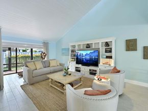 17225 Fownes Crescent, Jupiter FL 33477