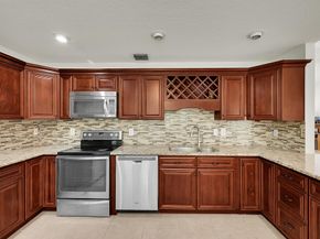 112 Laurel Way, Royal Palm Beach FL 33411