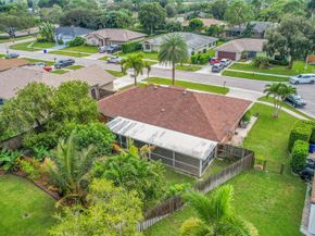 112 Laurel Way, Royal Palm Beach FL 33411
