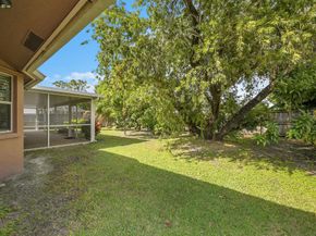 112 Laurel Way, Royal Palm Beach FL 33411