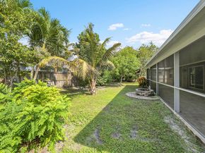 112 Laurel Way, Royal Palm Beach FL 33411